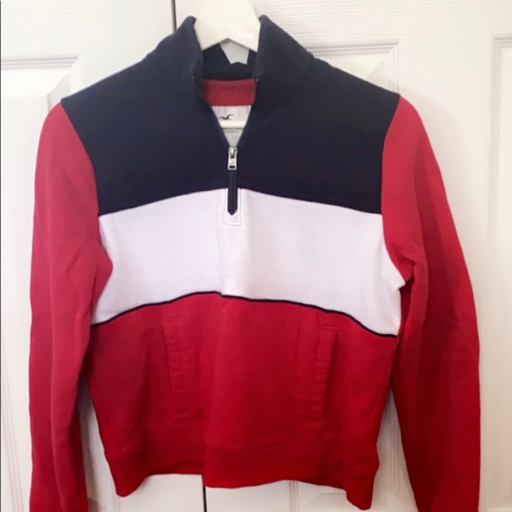 holister half zip up